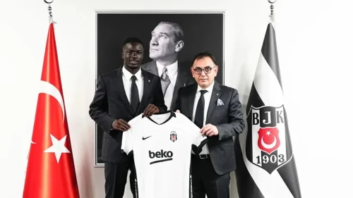 Beşiktaş Sol Beke Fransız Kalkanı Çekti
