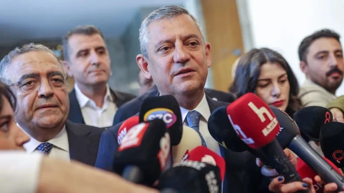 Yeni Parti İlk Kapalı Grup Toplantısını Yaptı
