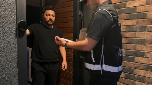 Paraları Nasıl Kullandı Bilmiyorum