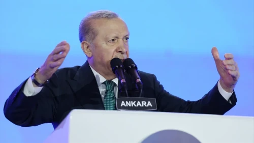 Türkiye Şimdi Şaha Kalkıyor