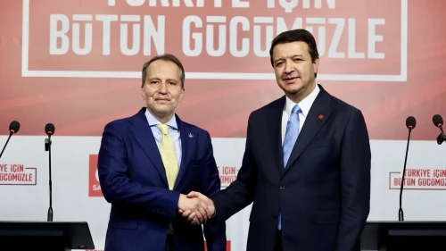 Saadet ve Yeniden Refah Birleşiyor