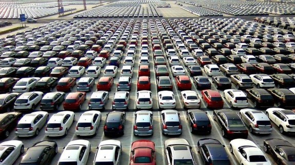İkinci el araçta bin 920 liraya Mercedes satılıyor: ikinci el araçta satıcılar yasağa takılmamak için fiyattan üç sıfırı silmeye başladı!