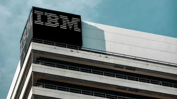 IBM Gelirini Rekor Seviyeye Çıkardı