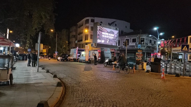 Balıkesir Sındırgı Yine Sallandı: İşte Büyüklüğü