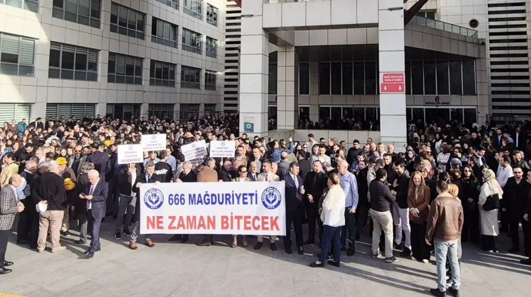 İstanbul Defterdarlığı Önünde Özlük Hakları Eylemi