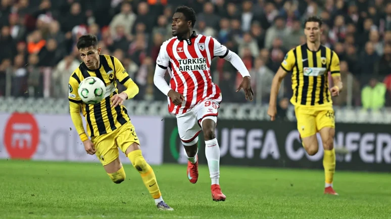 Samsun’da Seri Bitti, Liderlik Gitti! Samsunspor 1-2 AEK