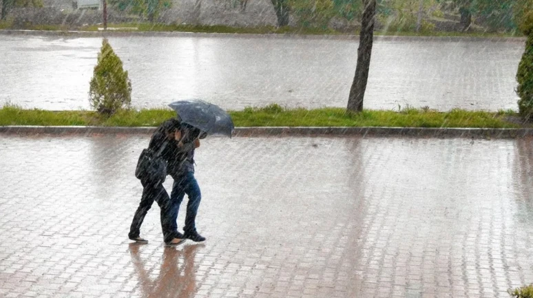 10 İl İçin Turuncu, 26 İl İçin Sarı Kod Uyarısı