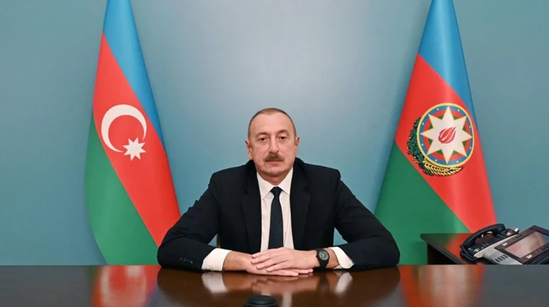 AK Parti Politikalarından Vazgeçsin