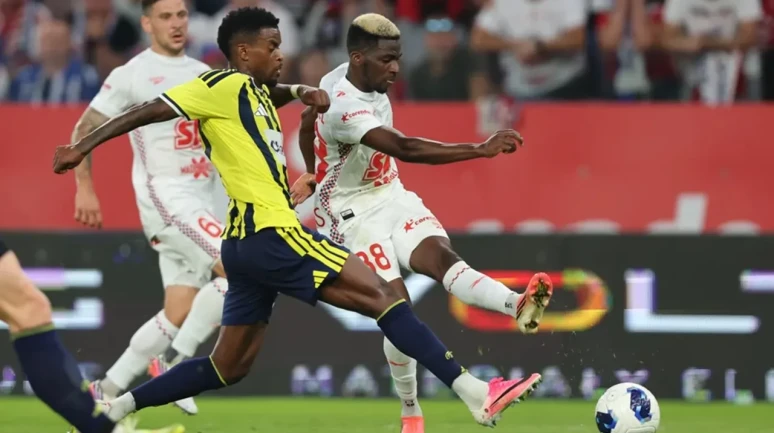 Fenerbahçe 3. Tur Biletini Kaptı