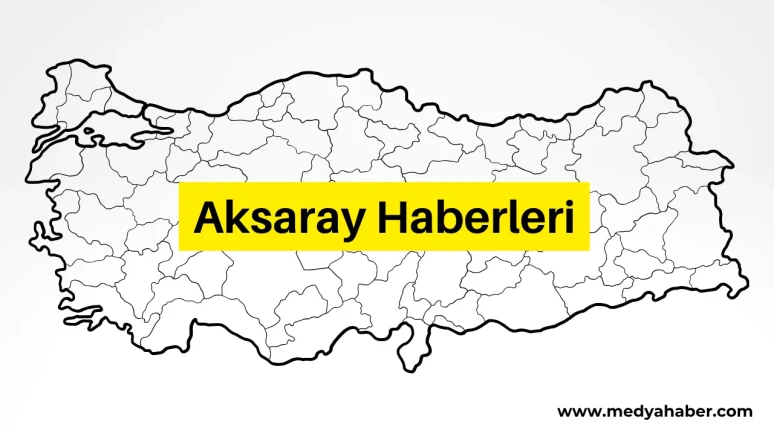 Aksaray'da 4 Katlı Apartmanın Çatısında Çıkan Yangın Söndürüldü