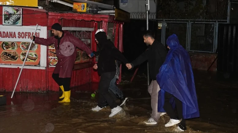 Metrekareye 242 Kg Yağış Düştü