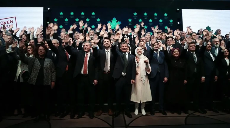 Gelecek Partisi Resmen Feshedildi