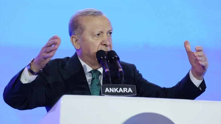 Türkiye Şimdi Şaha Kalkıyor
