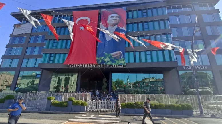 Üsküdar'da Seçim Ertelendi