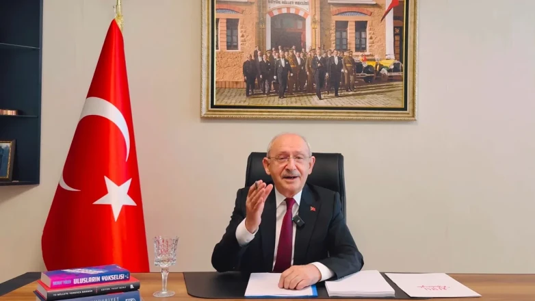 Kemal Kılıçdaroğlu Parti İçi Muhalefet Bayrağını Açtı