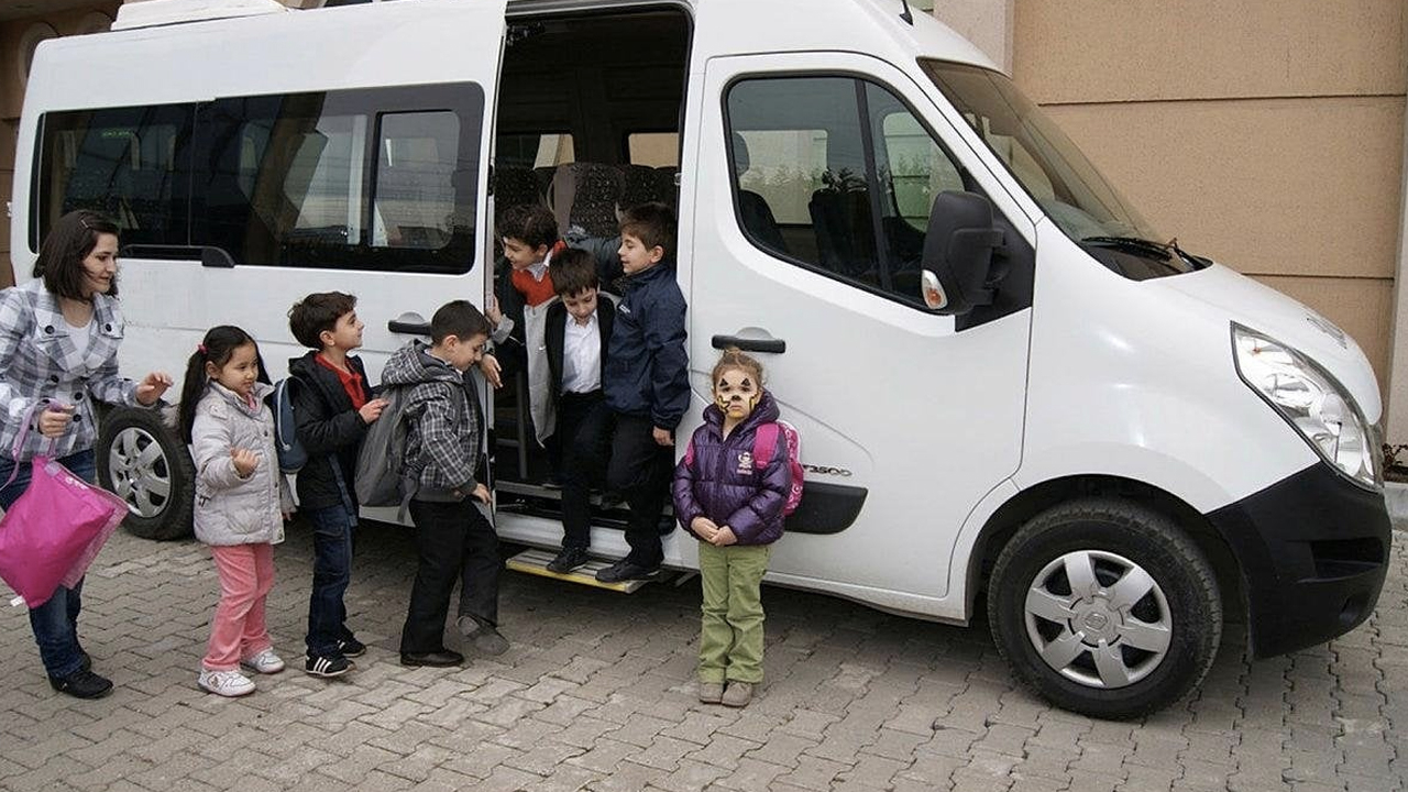 Ocak ayında yeniden artacak! Servis ücretlerine yüzde 60'ın ardından yeni zam