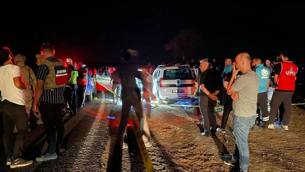 Batman'da Kanlı Pusu Anne, Baba ve 2 Çocuk Araçta Öldürüldü