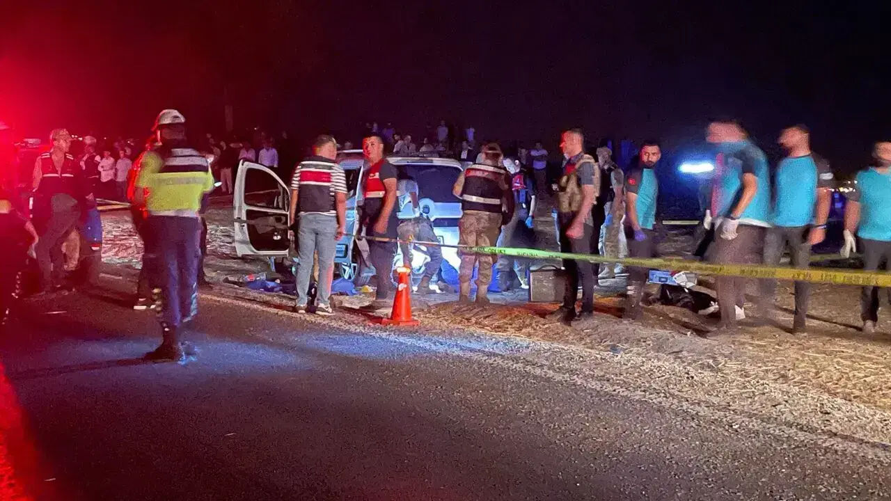 Batman'da Kanlı Pusu Anne, Baba ve 2 Çocuk Araçta Öldürüldü 