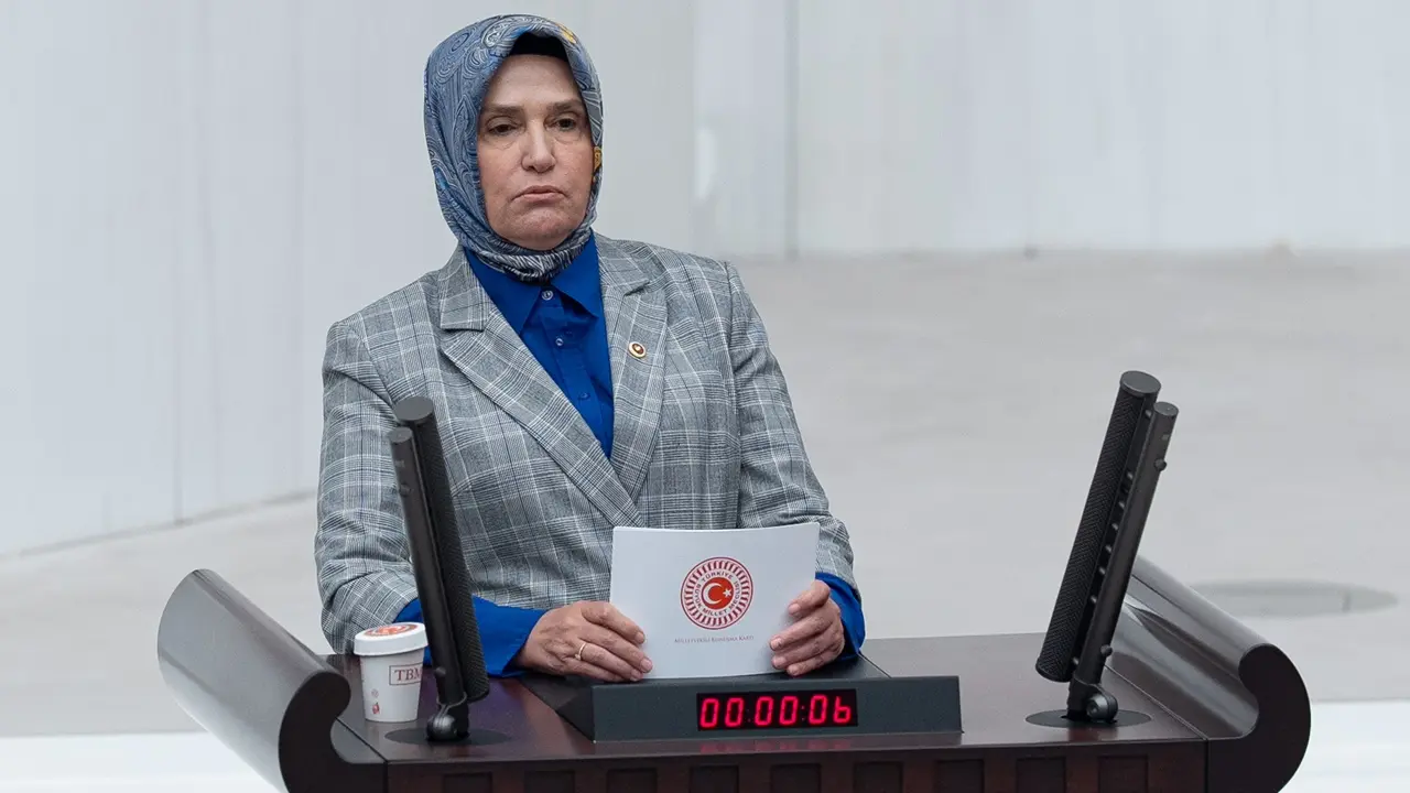 AK Parti İstanbul Milletvekili Ümmügülşen Öztürk