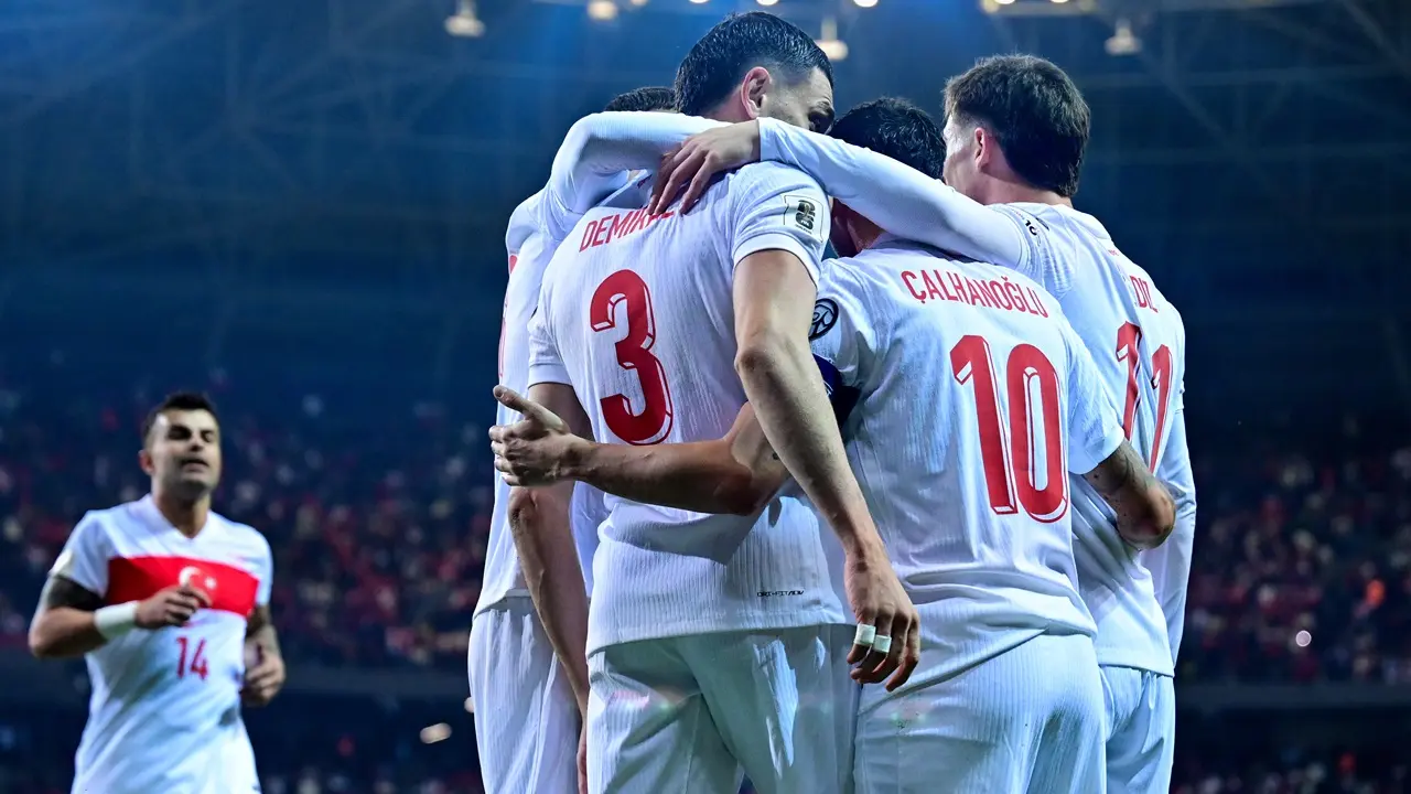 Bizim Çocuklar’dan Gövde Gösterisi