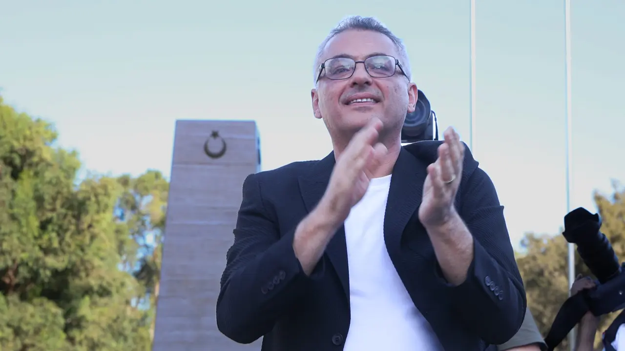 KKTC'de Seçim Sonuçları Ersin Tatar Kaybetti Yeni Cumhurbaşkanı Tufan Erhürman Oldu