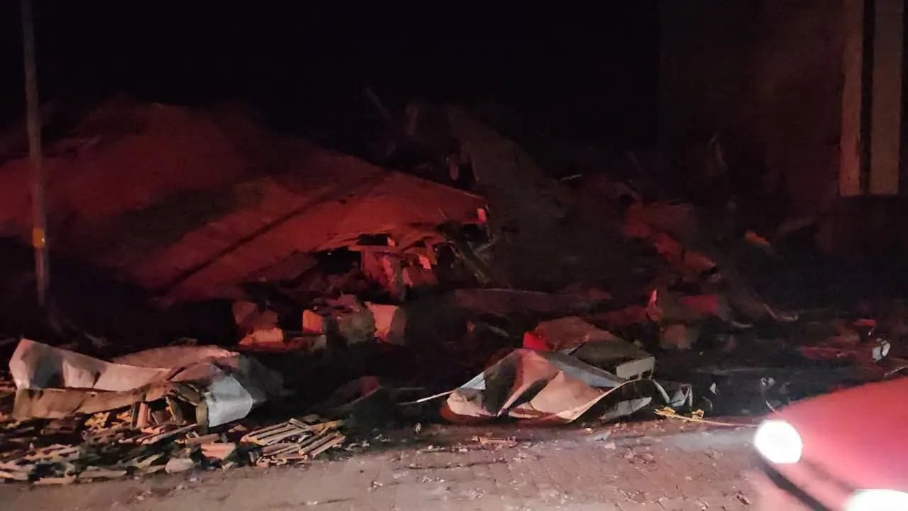 Balıkesir'de Depremin Ardından Okullar 1 Gün Tatil Edildi