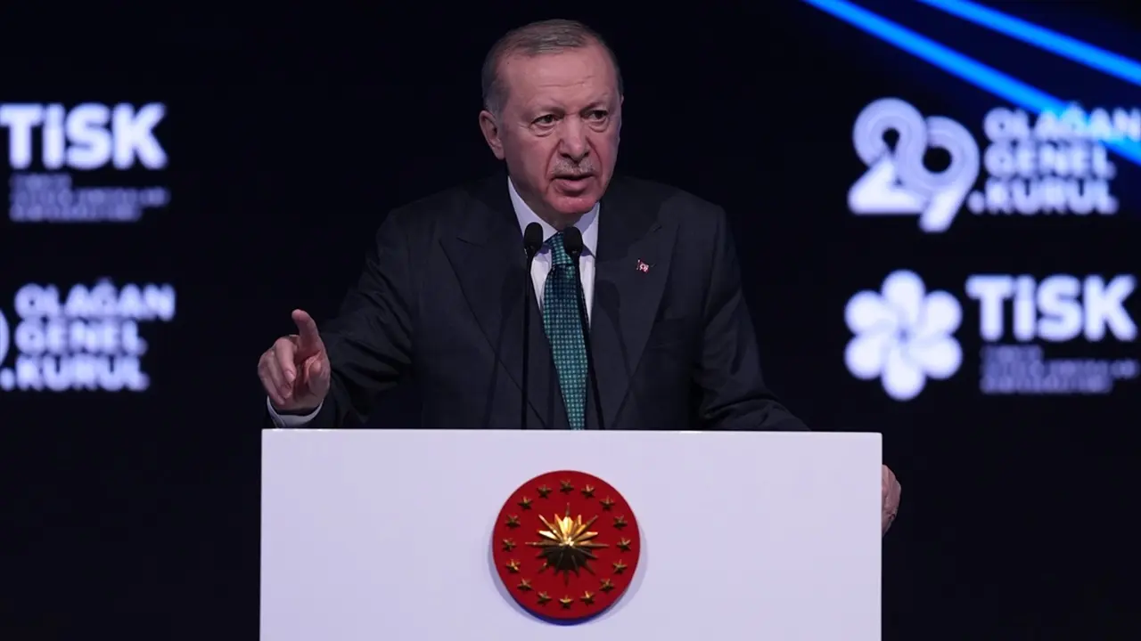 Cumhurbaşkanı Erdoğan’dan Patronlara ‘Asgari Ücret’ Çağrısı: Kefenin Cebi Yok, Elinizi Taşın Altına Koyun