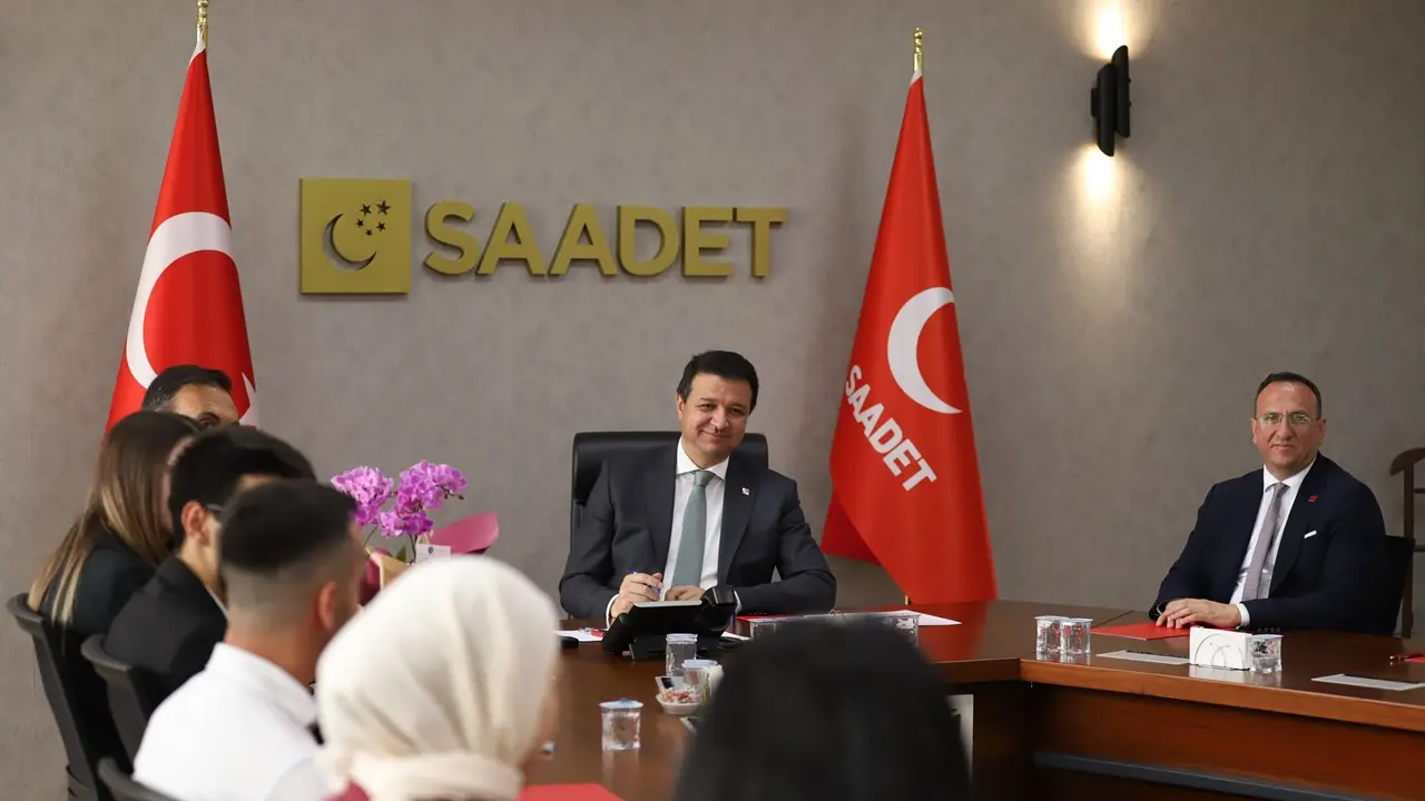 Mahmut Arıkan Ek Atama Bekleyen Öğretmenlerle Görüştü