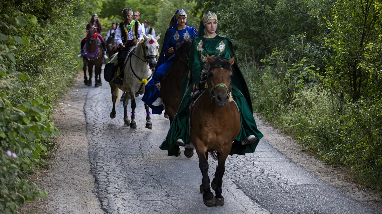 Bosna Hersek'te 515'inci Ayvaz Dede Şenlikleri'ne Katılacak Atlılar Yola Çıktı