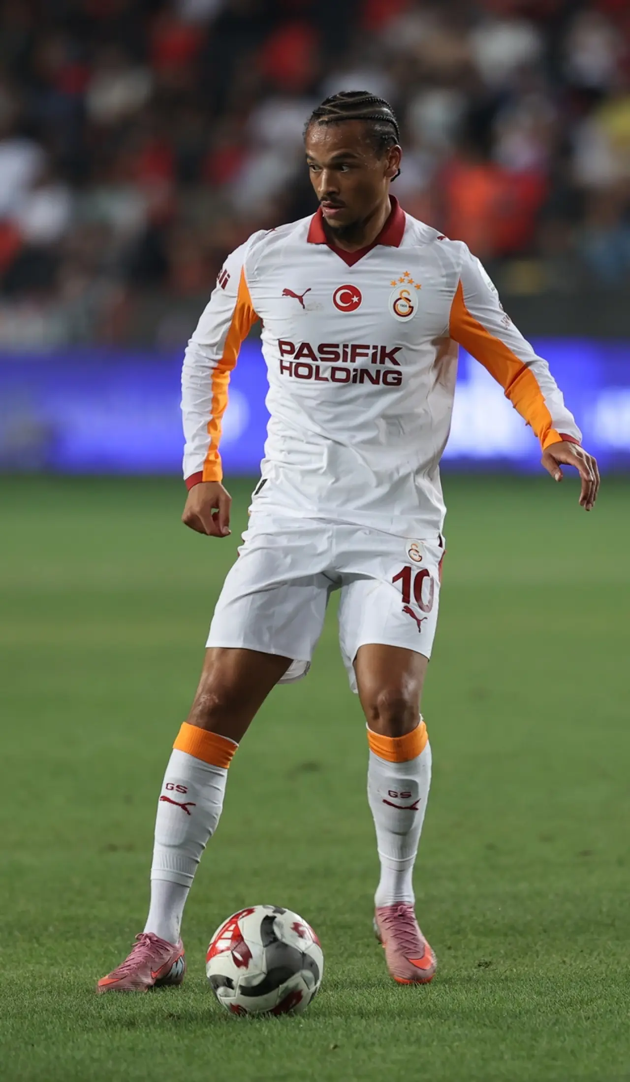 Leroy Sane, Galatasaray Formasıyla İlk Resmi Maçta