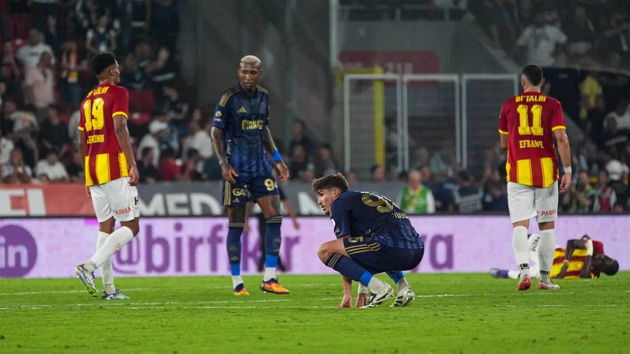 90+4’te 3 Puan Kaçtı Fenerbahçe, Göztepe Deplasmanında Berabere Kaldı 