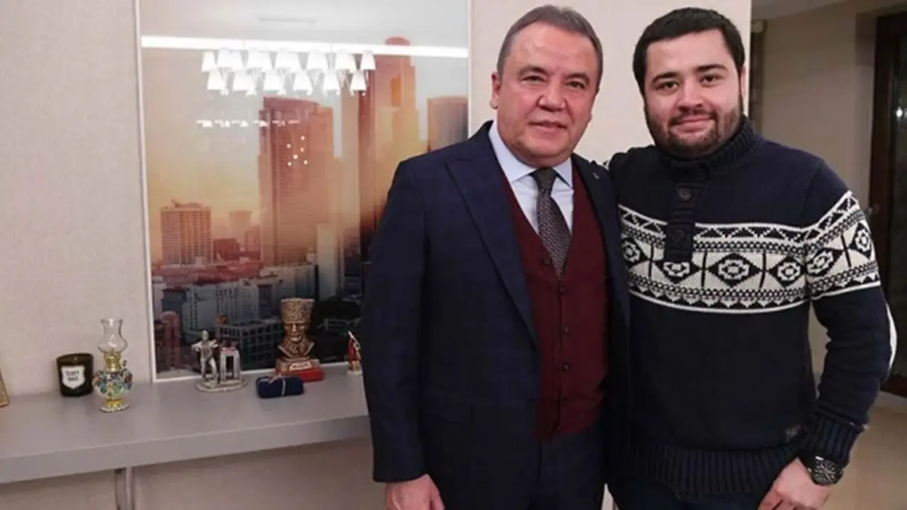 Muhittin Böcek’in oğlu Gökhan Böcek