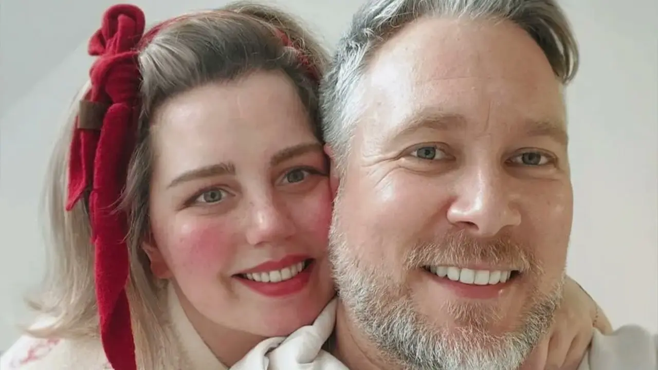 Evre Başak Clarke eşi