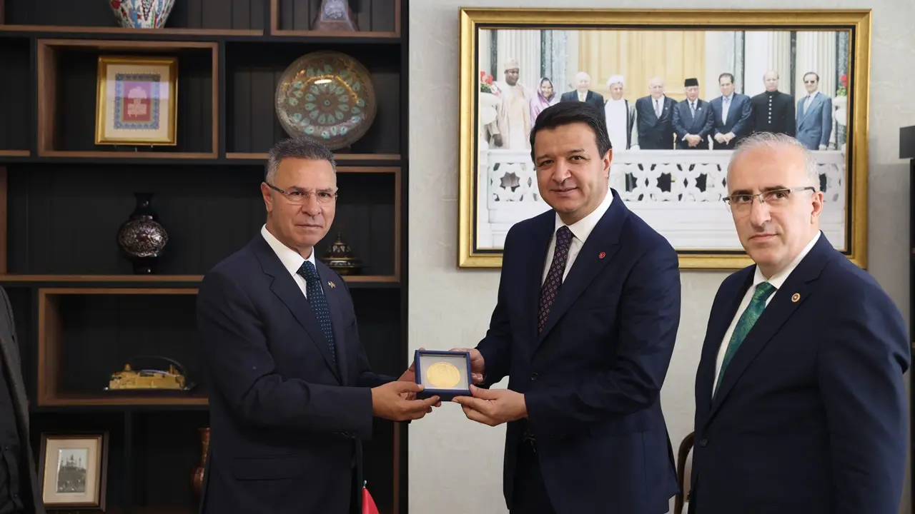 Filistin Büyükelçisi Faed Mustafa’dan Saadet Partisi’ne Veda Ziyareti