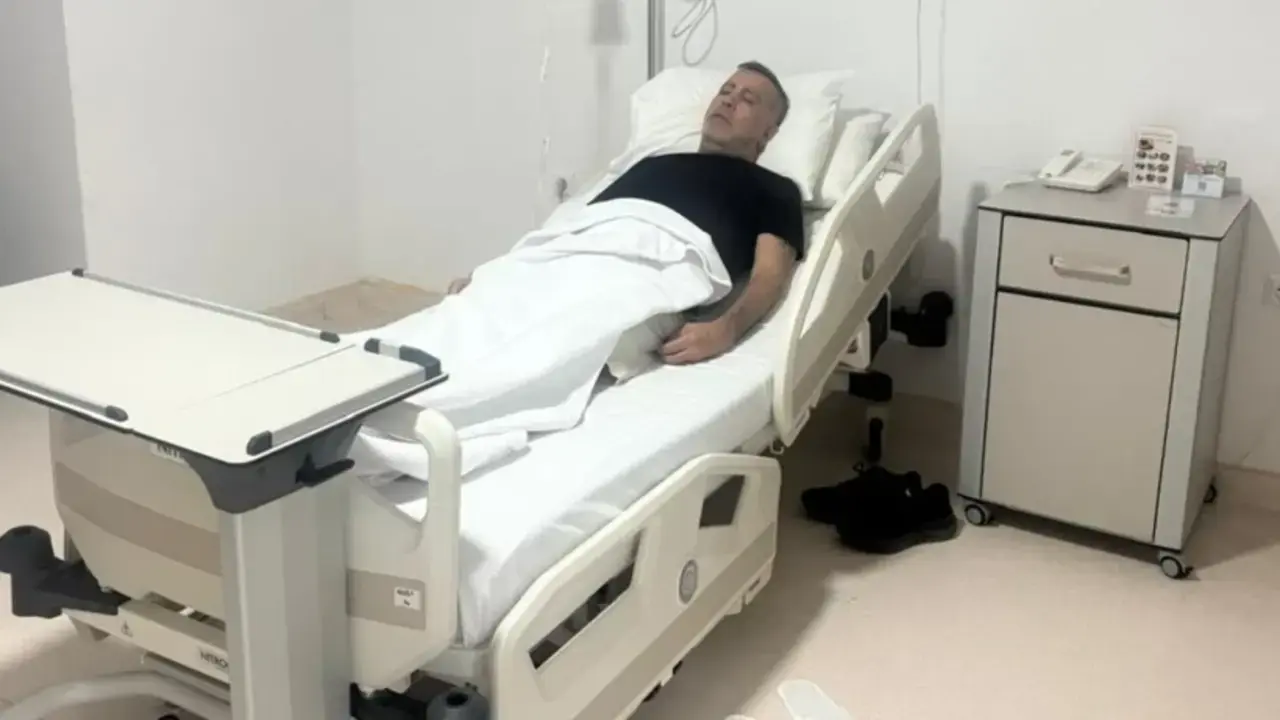 Haluk Levent Geceyi Hastanede Geçirdi
