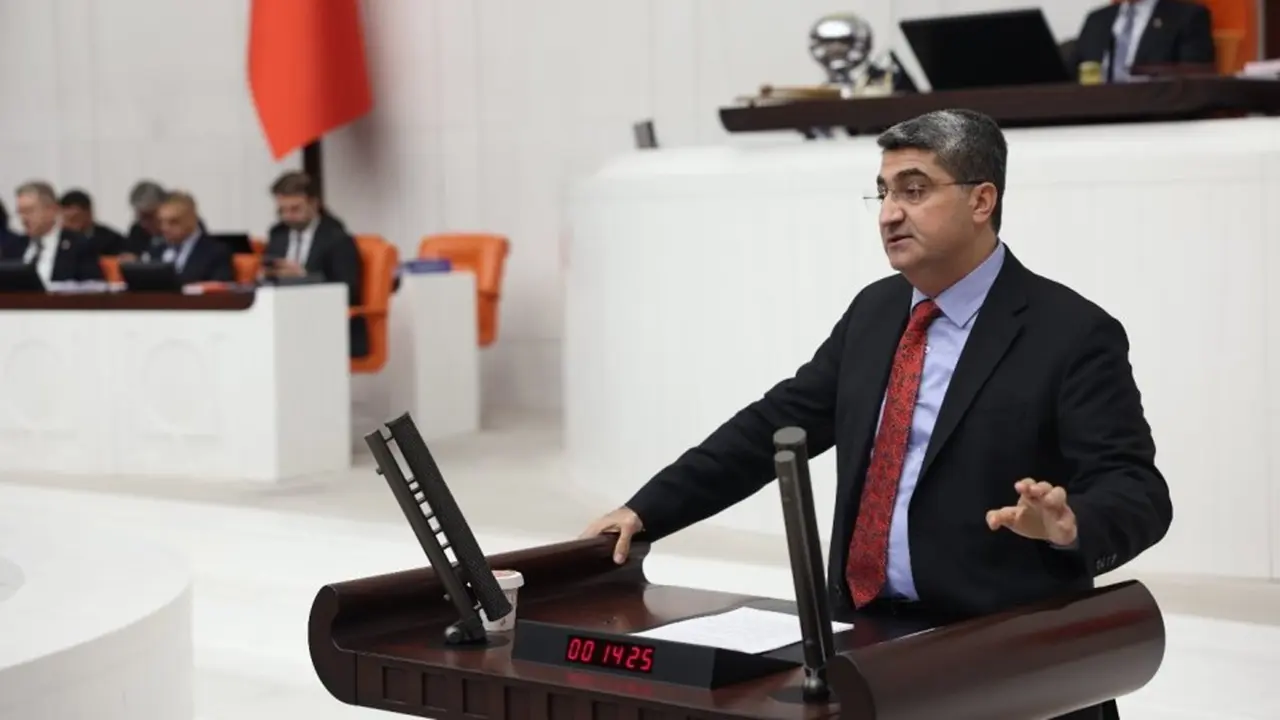 DEVA Partisi Mersin Milletvekili Mehmet Emin Ekmen