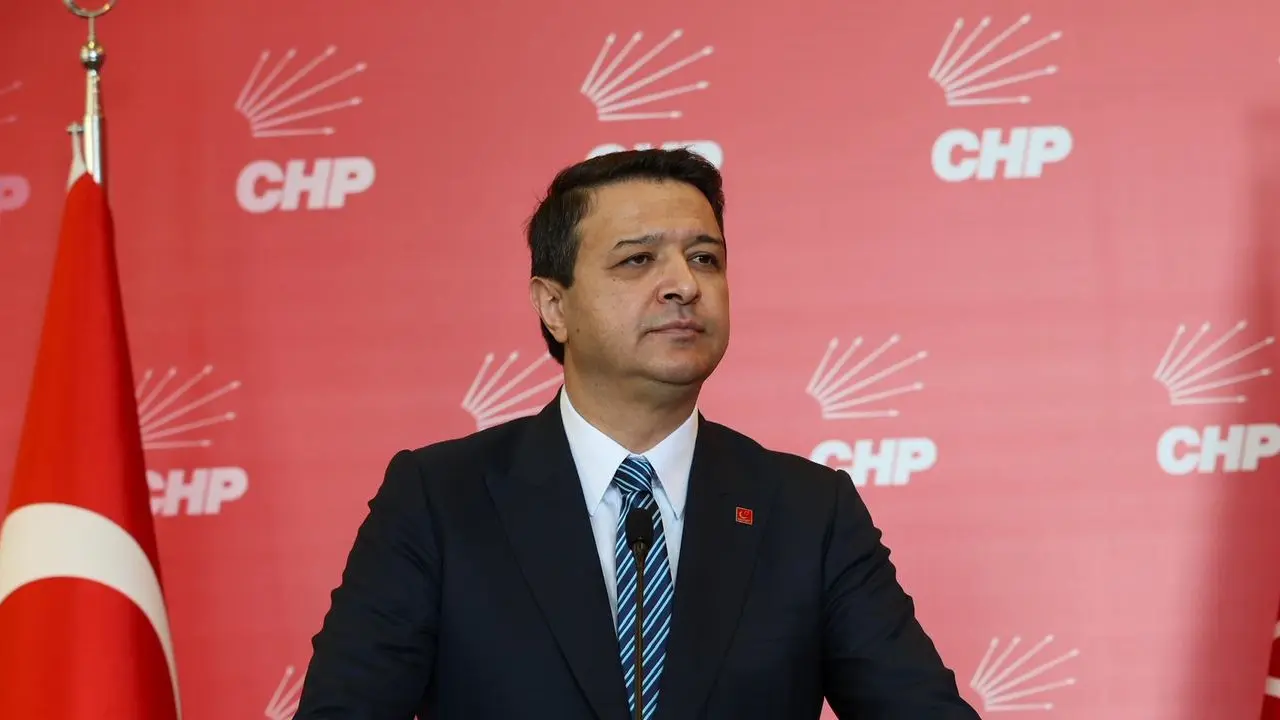 Saadet Partisi Genel Başkanı Mahmut Arıkan Özgür Özel’i Ziyaret Etti