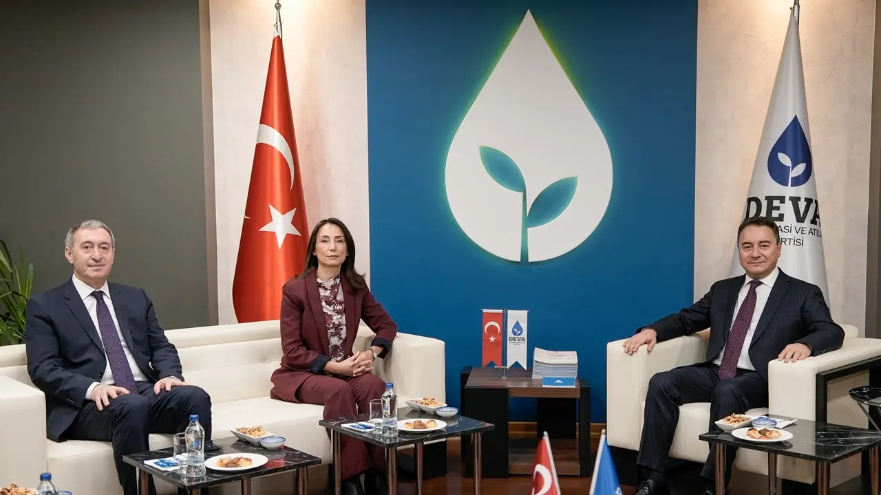 Ali Babacan'dan Suriye Açıklaması Bölge İnsanları ‘Okyanus Ötesi’ne Bel Bağlamasın, Sorunlarımızı Kendimiz Çözeceğiz 