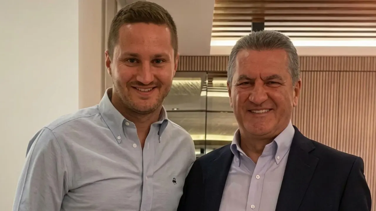 Mustafa Sarıgül'ün oğlu Ömer Sarıgül