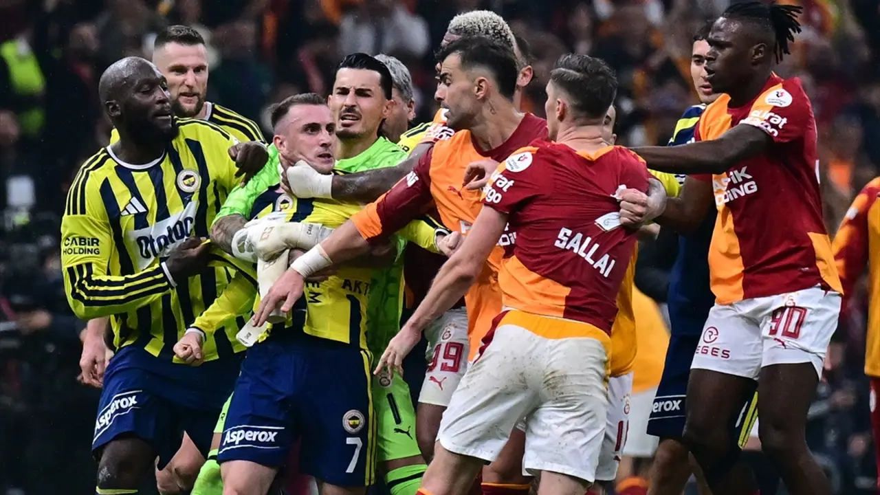 Galatasaray Fenerbahçe Derbisi Dünya Basınında