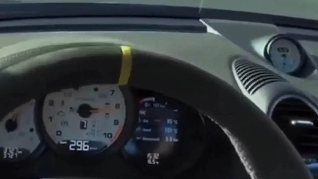 Otobanda 300 Kilometre Basınca Yakalandı