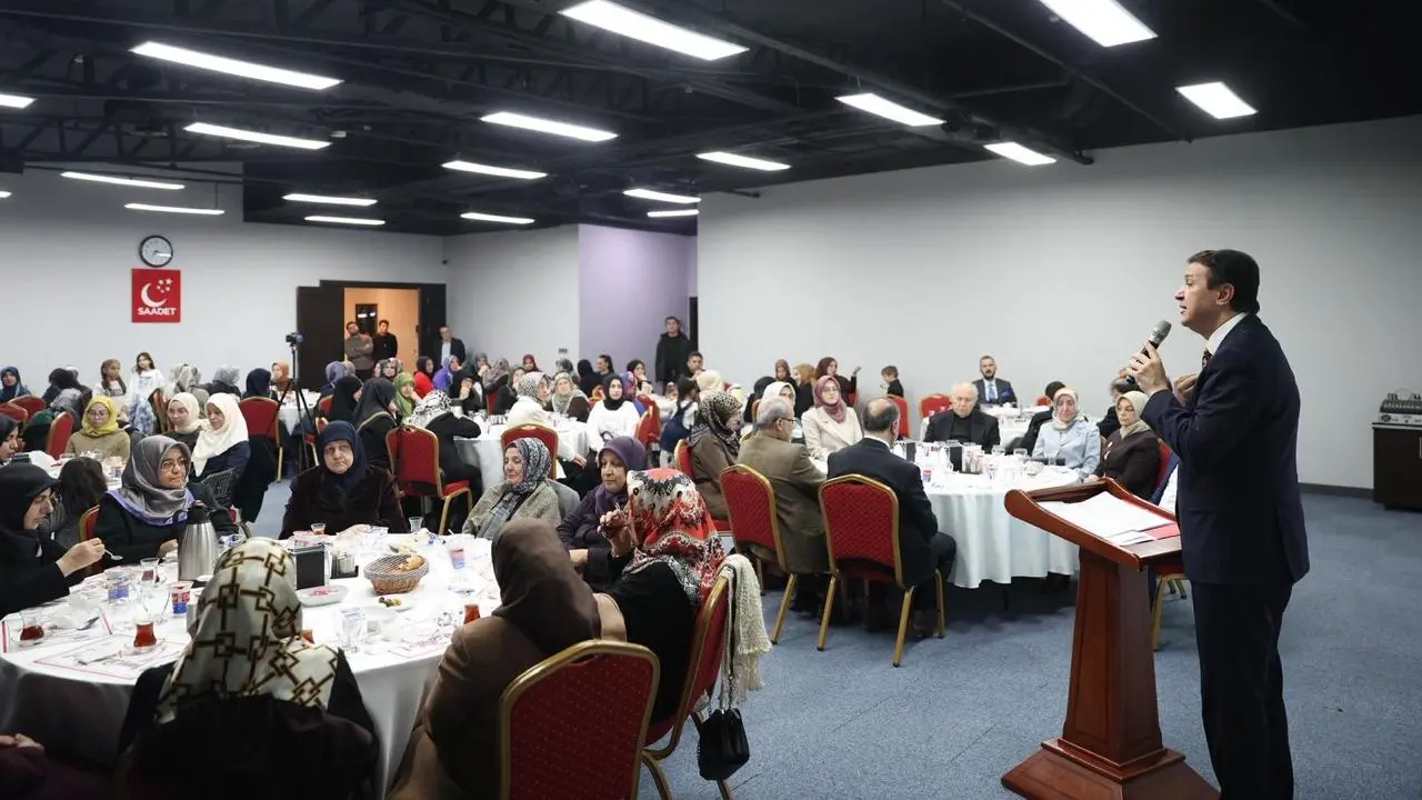 Mahmut Arıkan Saadet Partisi Kadın Kolları iftarı 23 Şubat