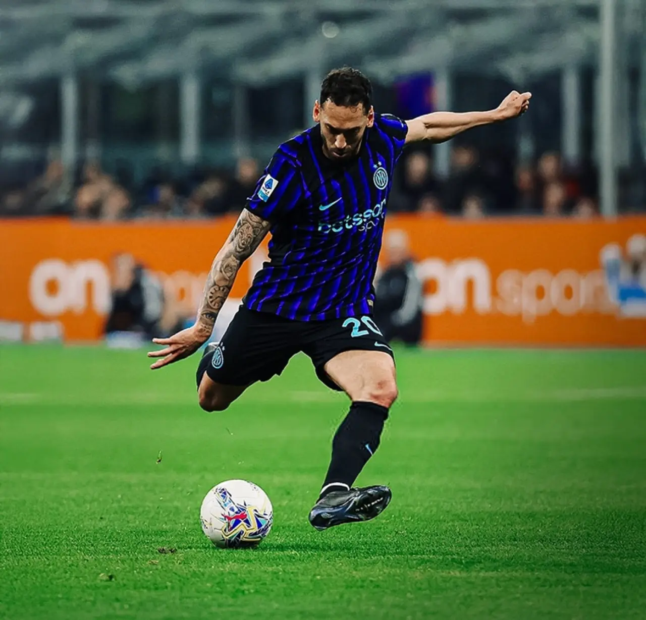 Inter'de Hakan Çalhanoğlu Şoku