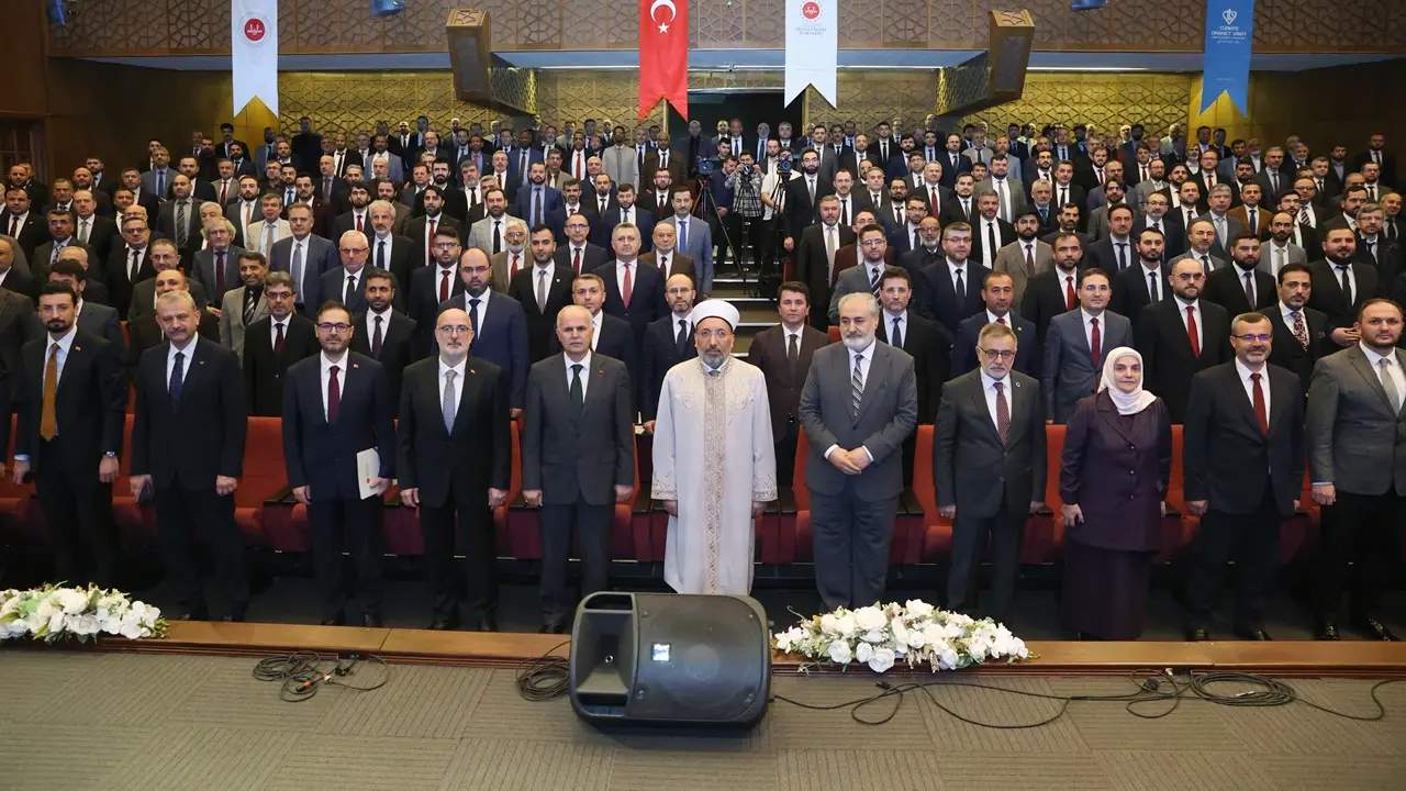 Safi Arpaguş: Milletimizin Manevi Hayatına Rehberlik Ediyoruz