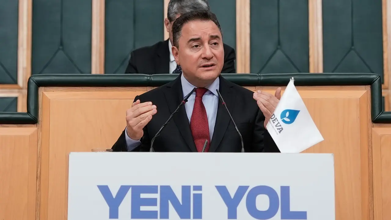 DEVA Partisi Genel Başkanı Ali Babacan, Yeni Yol grubunda değerlendirmelerde bulundu.