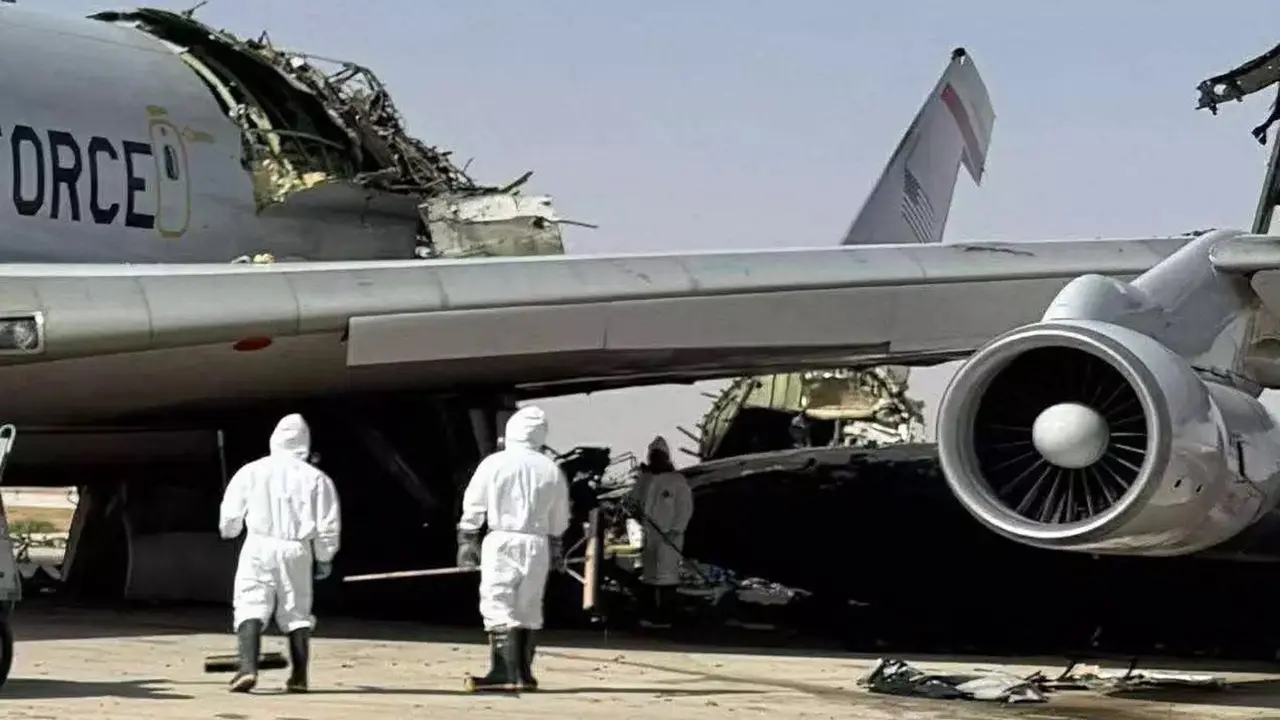 İran, ABD’nin “Uçan Radarı”nı Vurdu