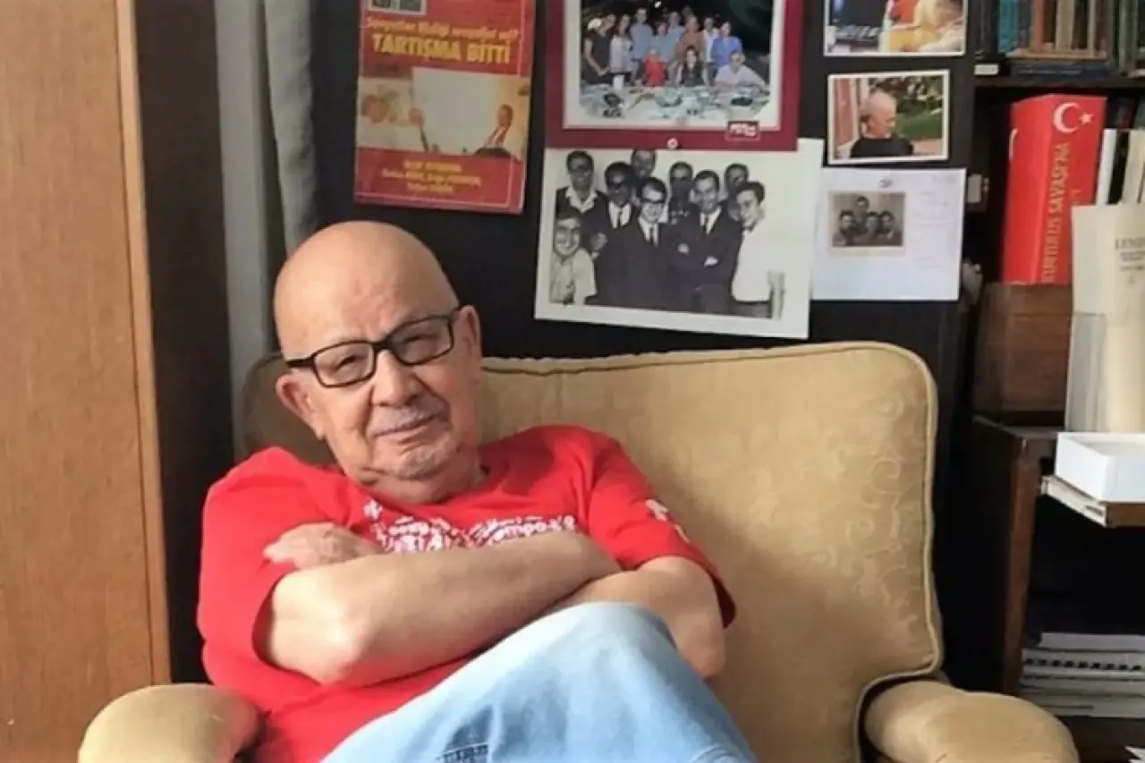 Yalçın Küçük kimdir