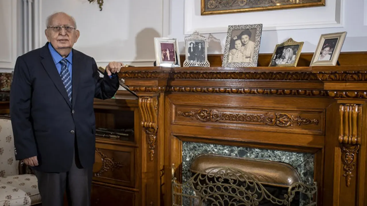 Hüsamettin Cindoruk