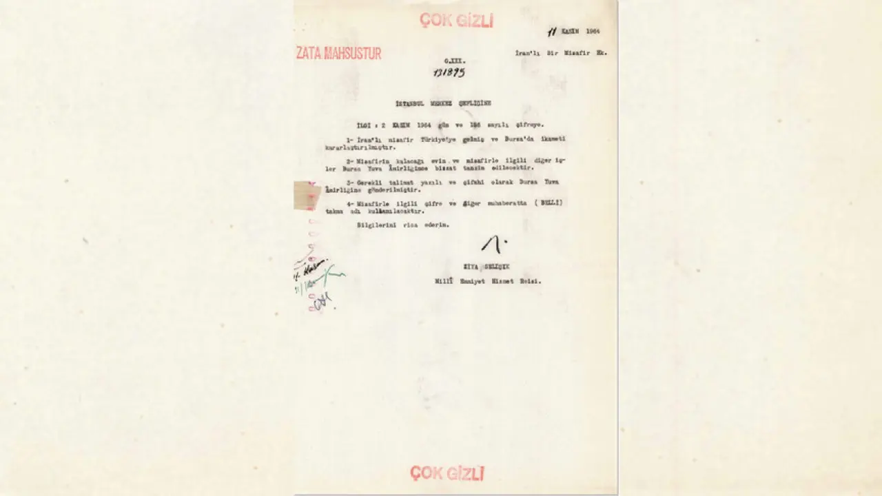 MİT Humeyni Belgesini İlk Kez Yayınladı