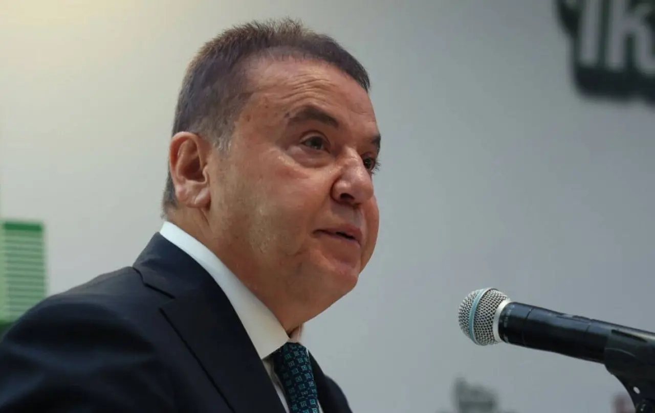 Muhittin Böcek